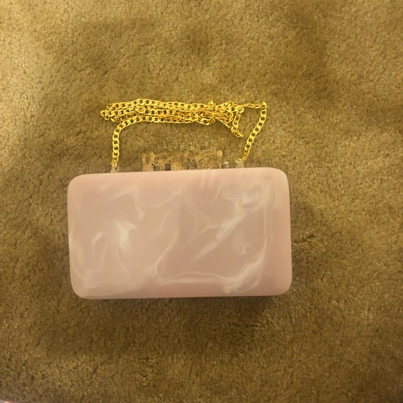 WILLING TO TRADE - TRADE VALUE $450 - Picture 3 of 10